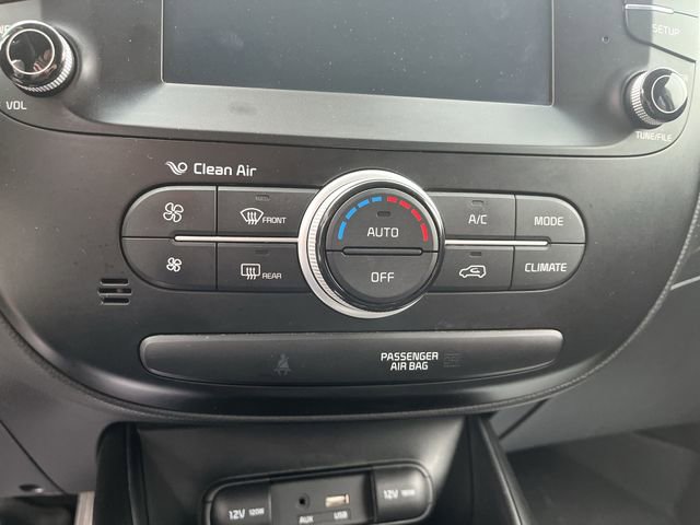 Used 2019 Kia Soul + image 18