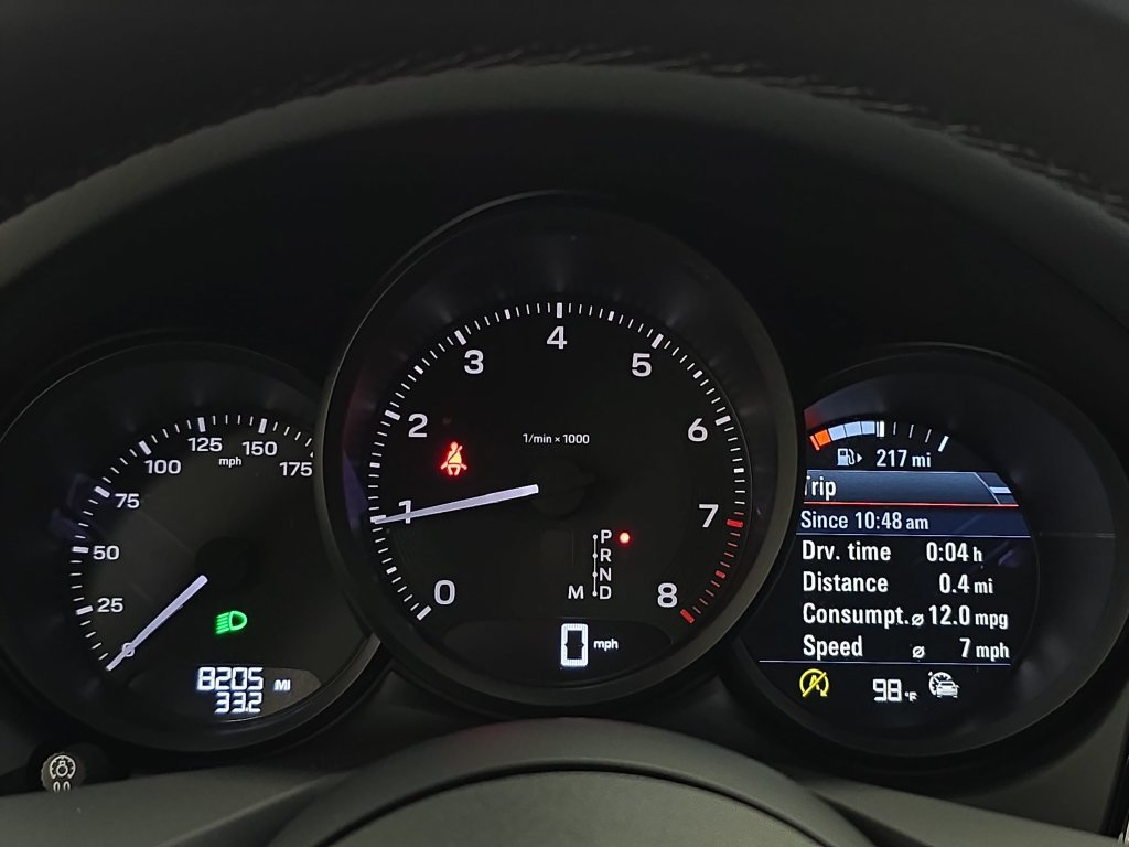 Certified 2026 Porsche Macan AWD/4WD image 15