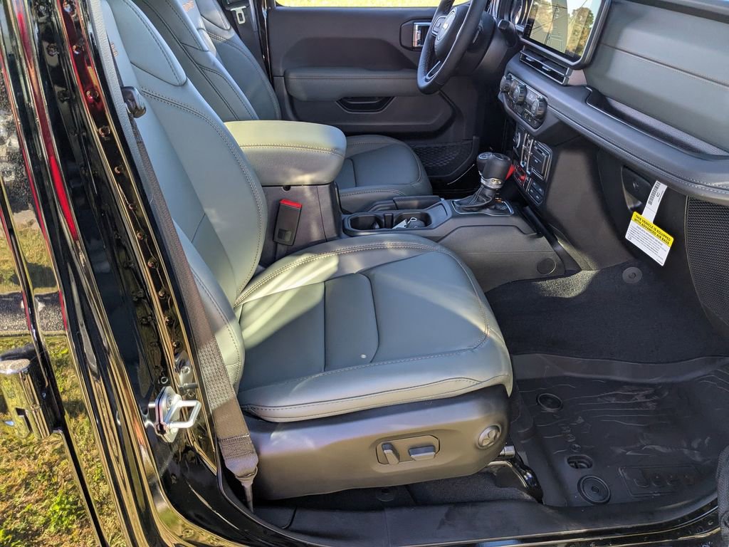 New 2026 Jeep Gladiator Mojave image 32