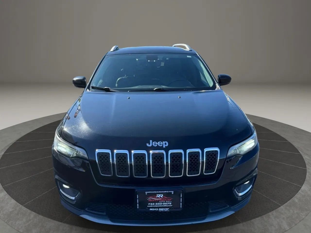 Used 2019 Jeep Cherokee Limited AWD/4WD image 4