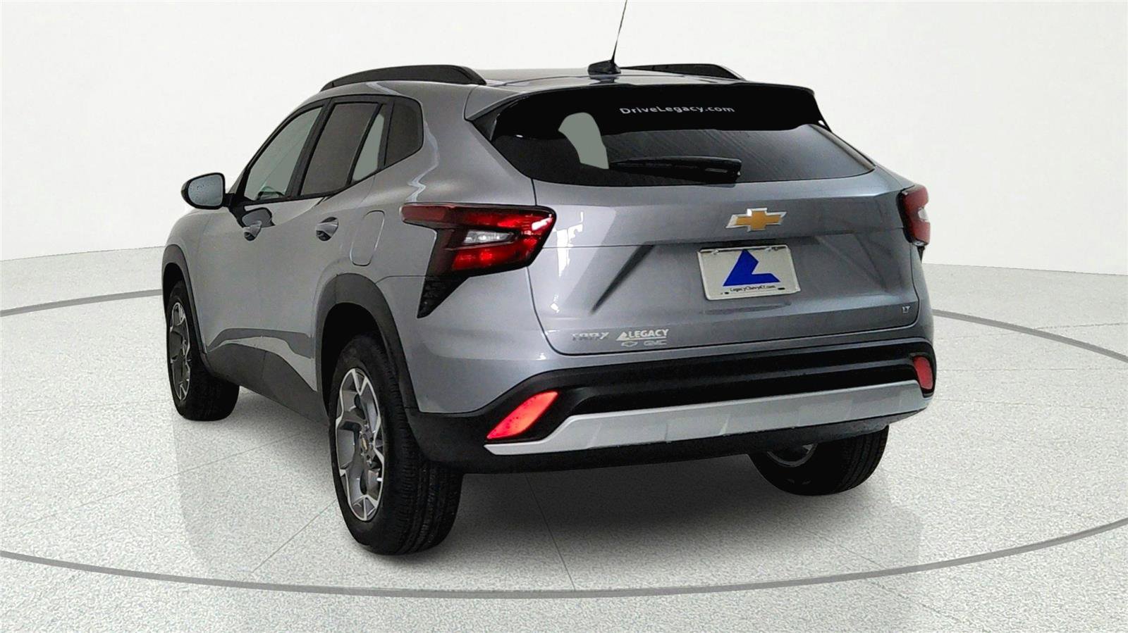 New 2026 Chevrolet Trax LT FWD image 3