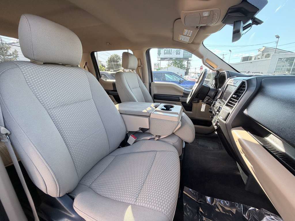 Used 2020 Ford F150 XLT w/ Equipment Group 302A Luxury AWD/4WD image 24