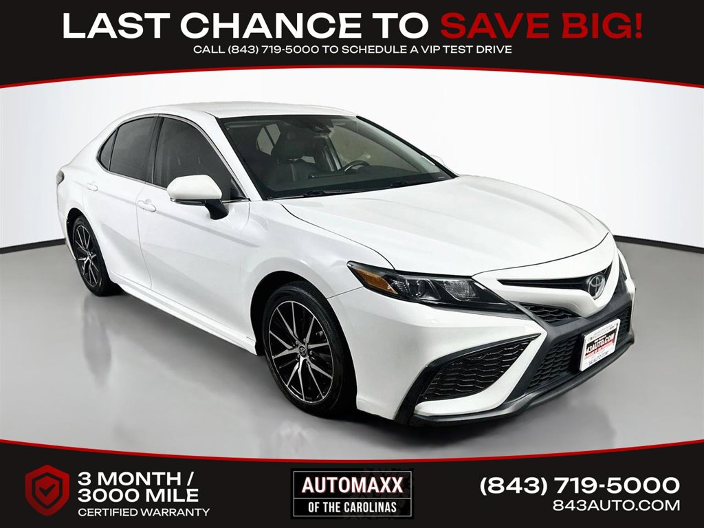 Used 2023 Toyota Camry SE