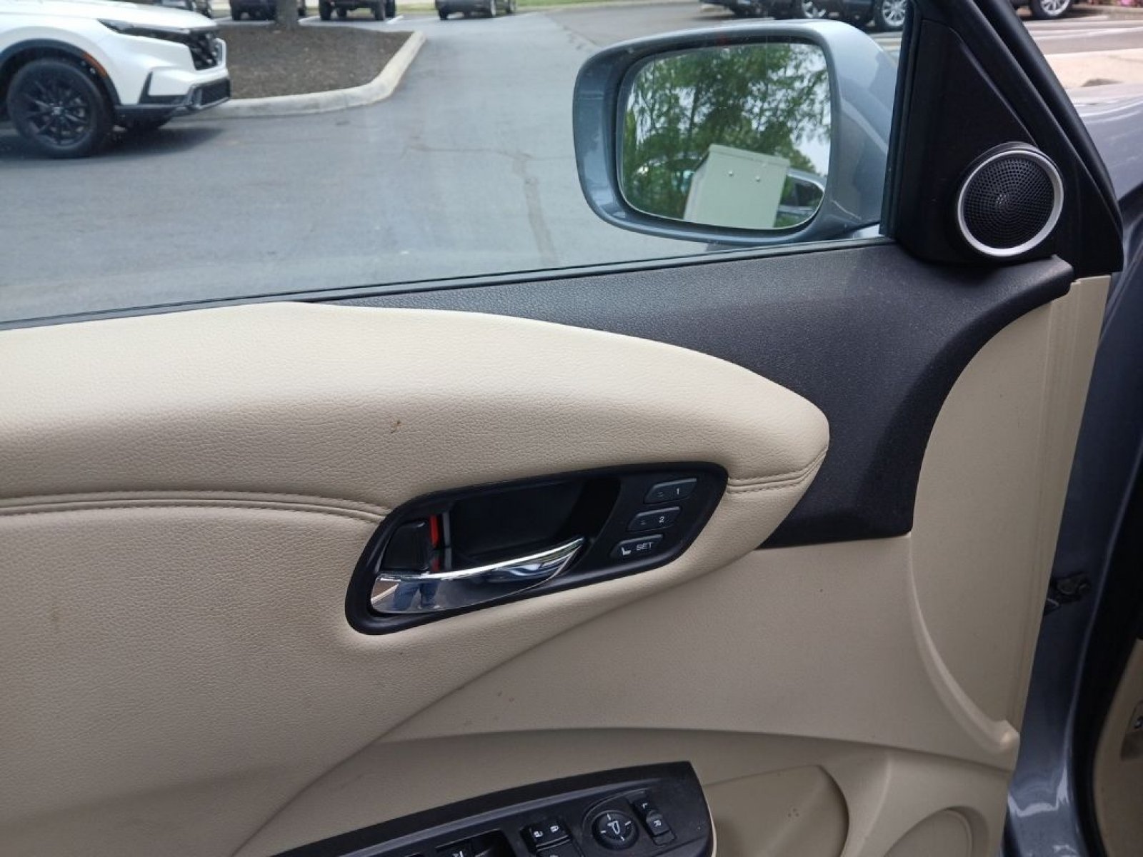 Used 2014 Acura RDX AWD image 9