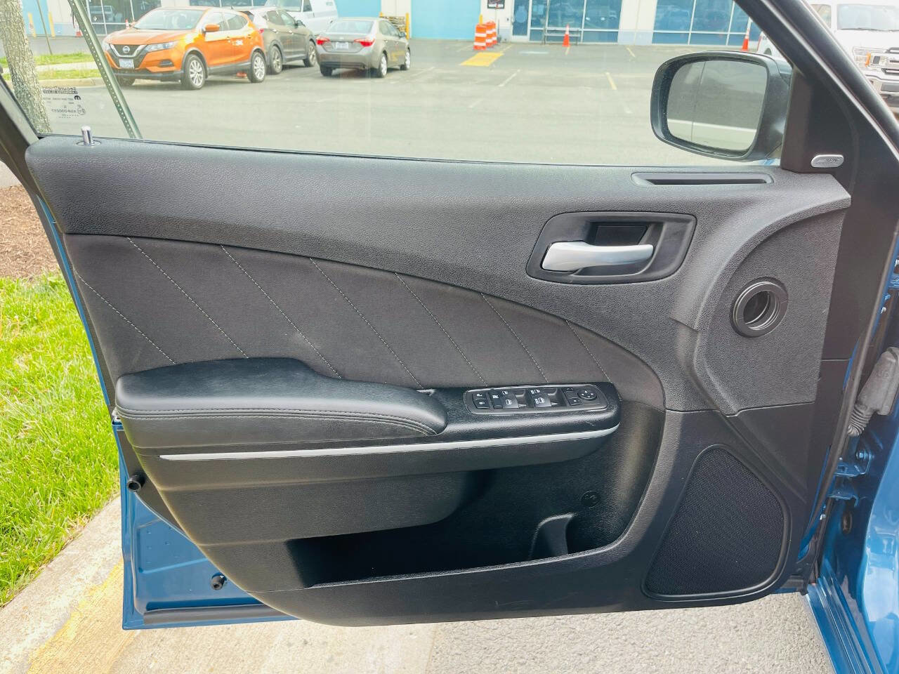 Used 2023 Dodge Charger SXT image 16