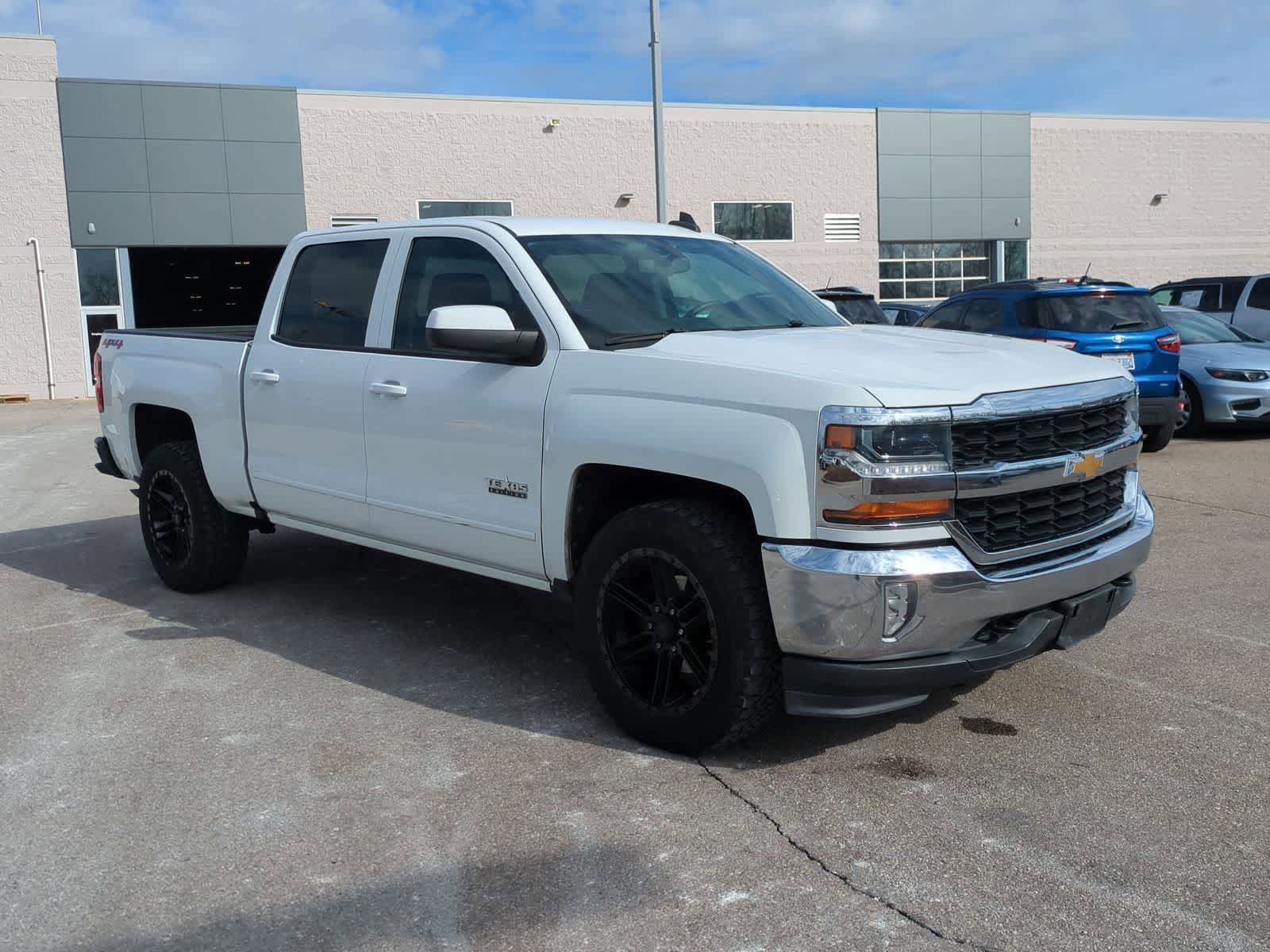 Used 2017 Chevrolet Silverado 1500 LT w/ Texas Edition AWD/4WD video 2