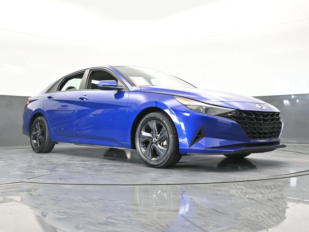 Used 2023 Hyundai Elantra SEL image 62
