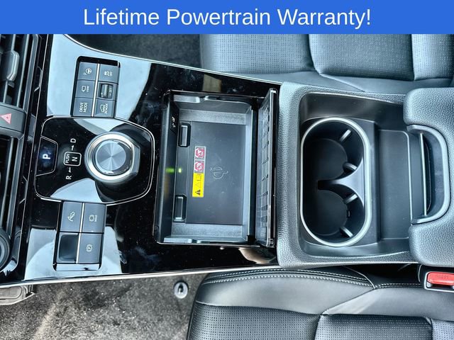 New 2024 Subaru Solterra Limited image 25