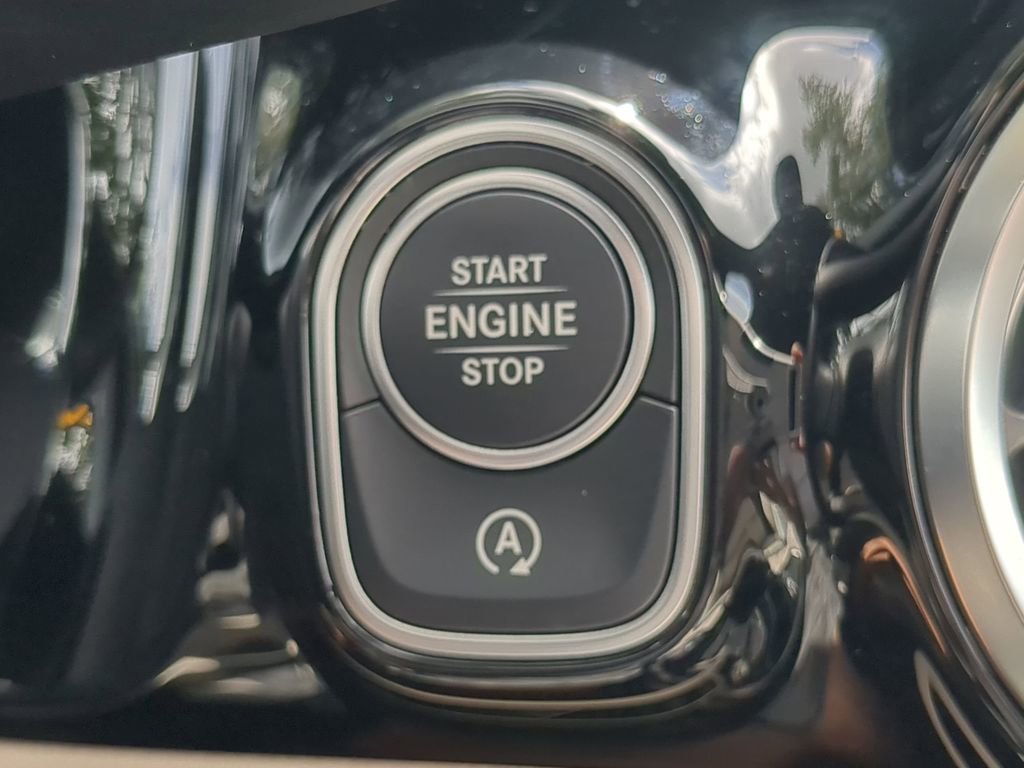 Certified 2025 Mercedes-Benz GLA 250 image 14
