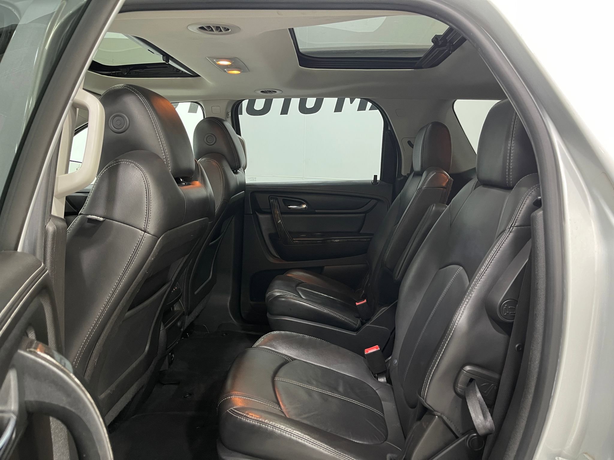 Used 2017 GMC Acadia Limited SLT FWD image 29