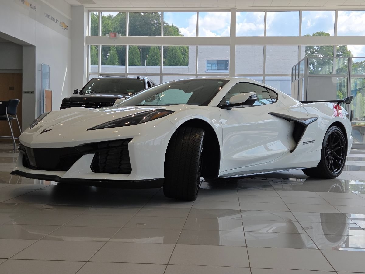New 2027 Chevrolet Corvette Grand Sport w/ Grand Sport Launch Edition RWD image 19