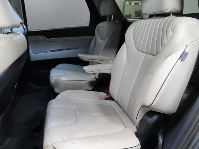 Used 2023 Hyundai Palisade Limited image 16