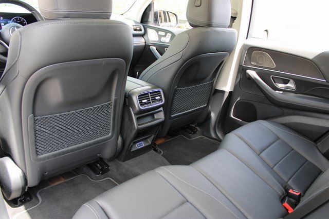 Used 2024 Mercedes-Benz GLE 350 4MATIC w/ AMG Line Exterior image 11