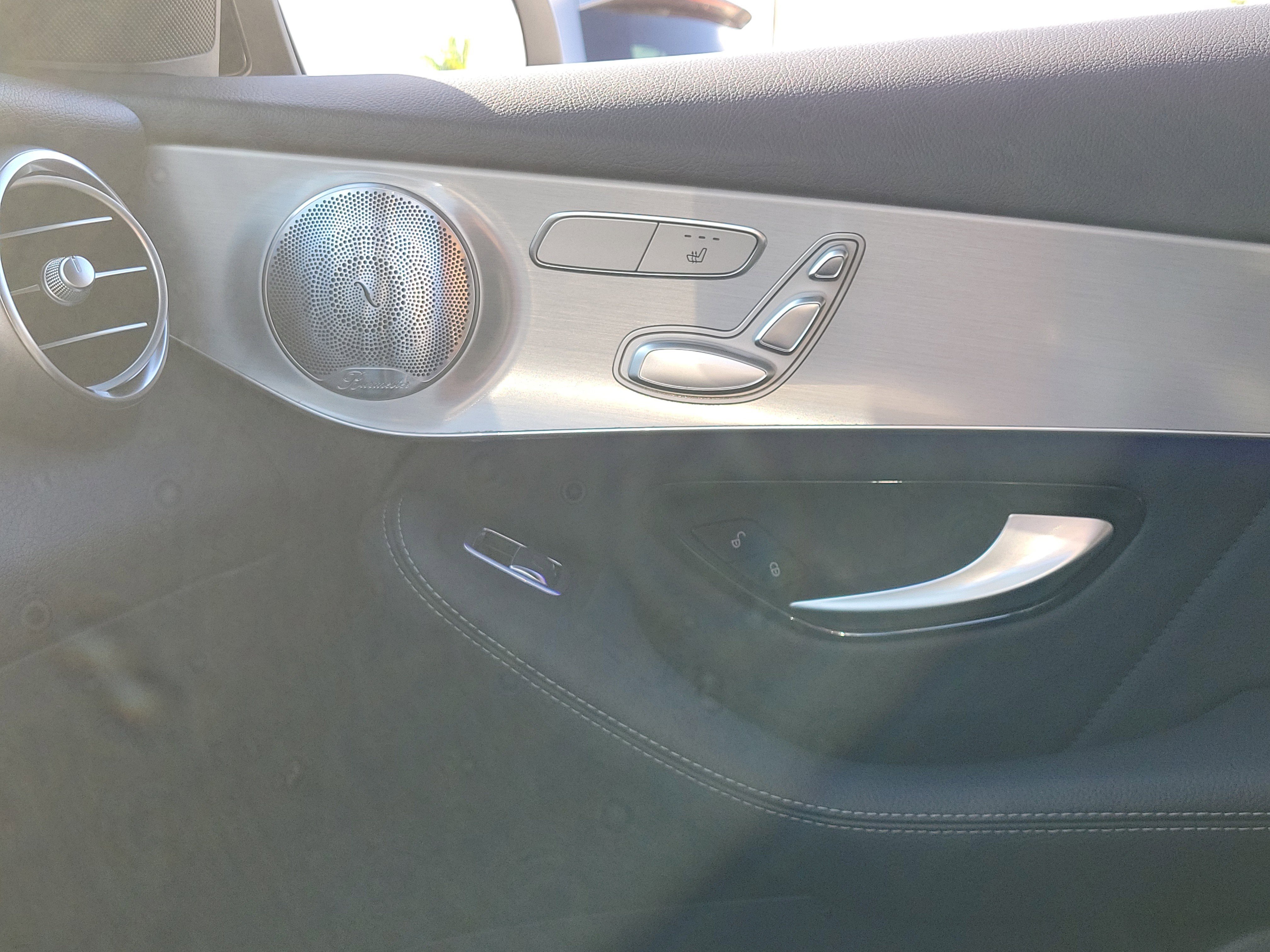 Used 2021 Mercedes-Benz GLC 300 4MATIC Coupe image 30