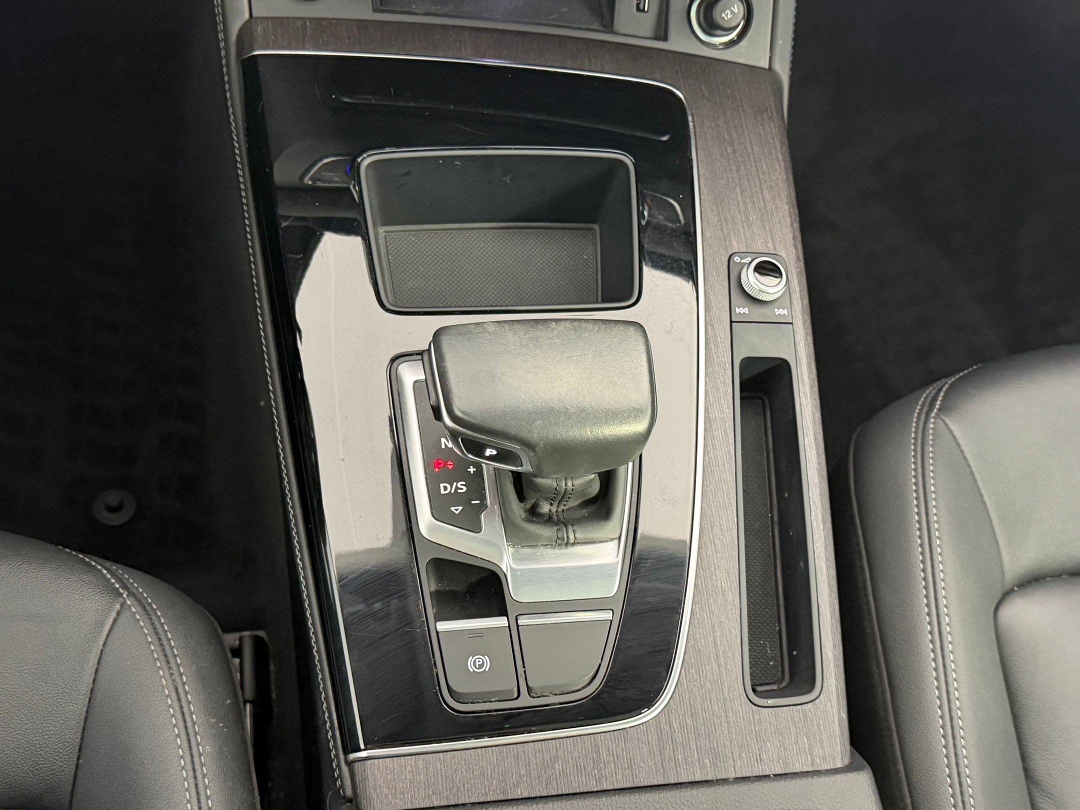 Used 2022 Audi Q5 2.0T Premium Plus w/ Premium Plus Package image 18