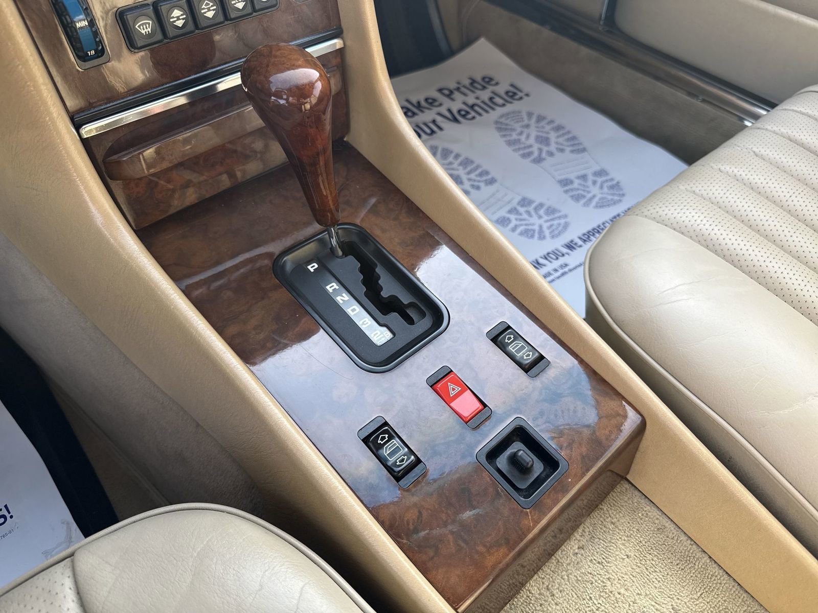 Used 1988 Mercedes-Benz 560 SL image 18