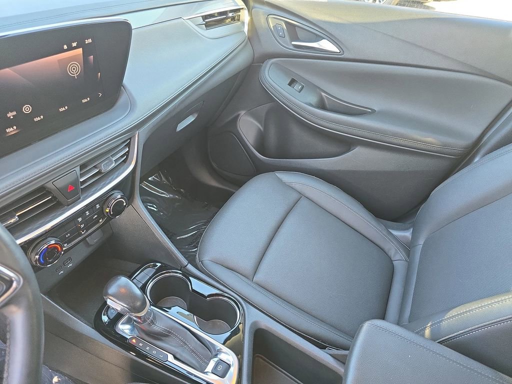 Used 2024 Buick Encore GX Sport Touring w/ Comfort Package image 25