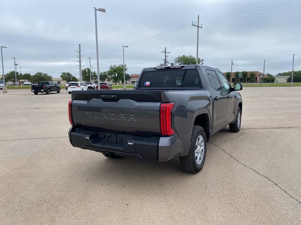 New 2025 Toyota Tundra SR image 9