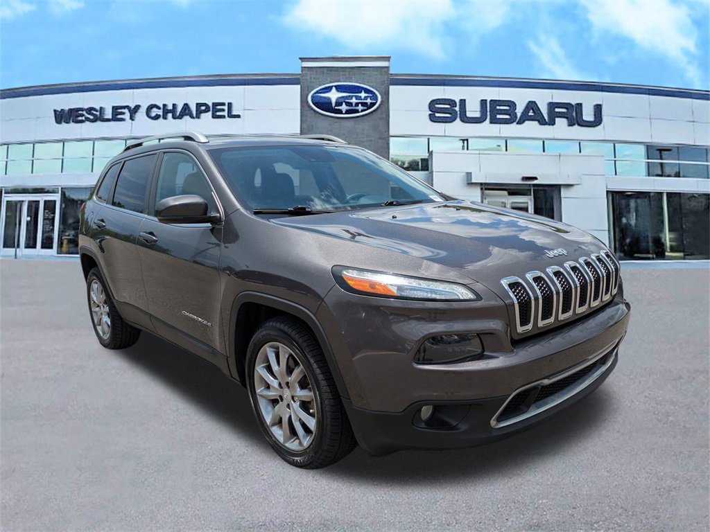 Used 2018 Jeep Cherokee Limited w/ Technology Group
