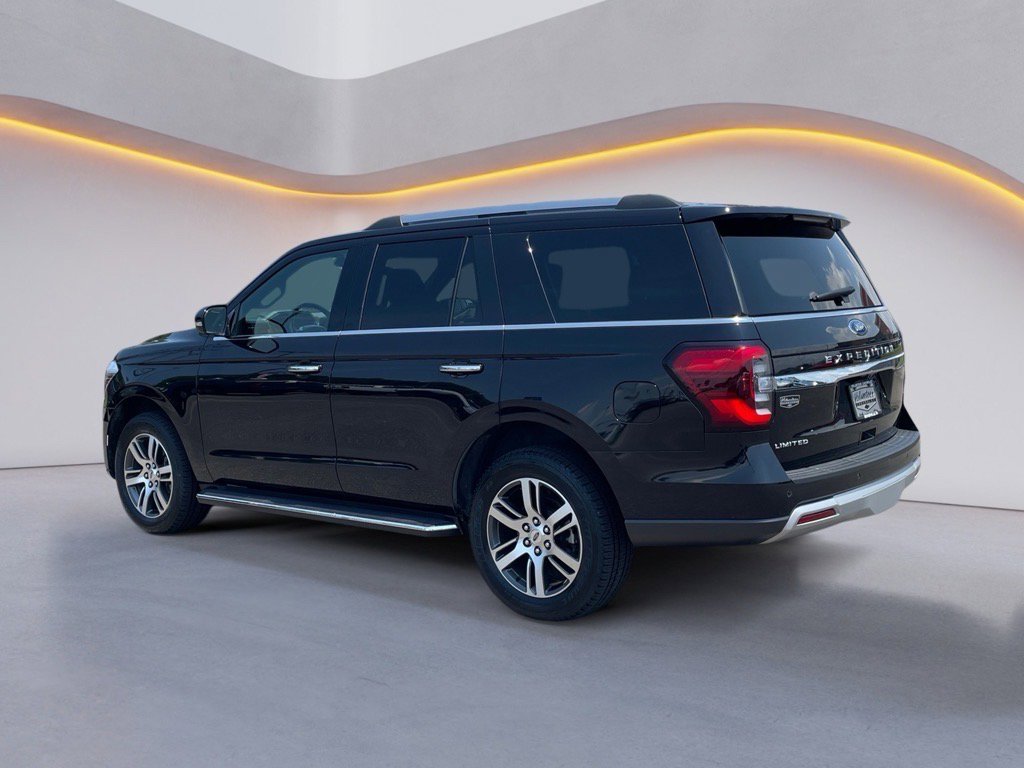 Used 2023 Ford Expedition Limited AWD/4WD image 5