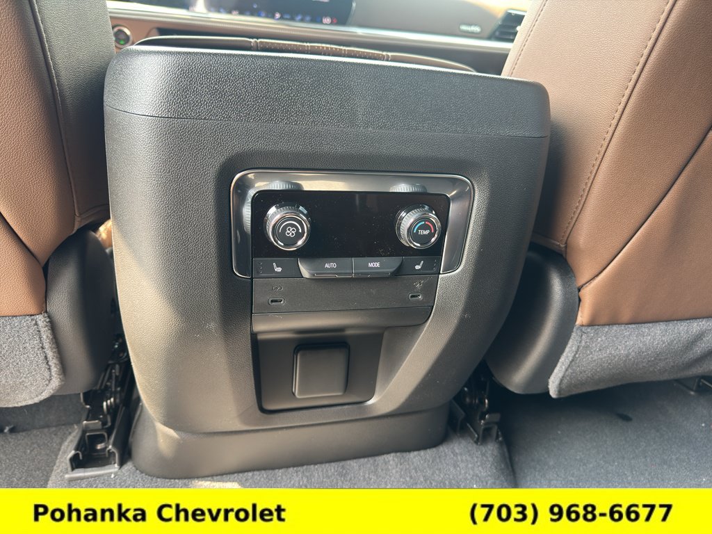 New 2026 Chevrolet Suburban High Country AWD/4WD image 30