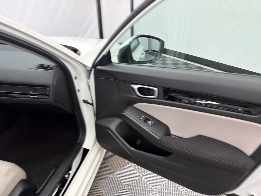 Used 2023 Honda Civic EX image 14