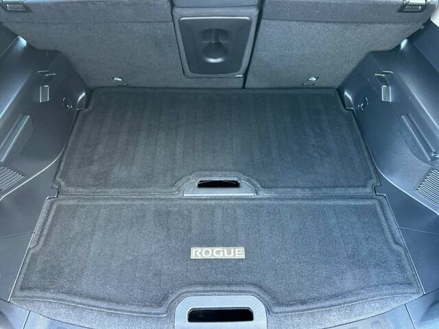 Used 2019 Nissan Rogue S FWD image 18