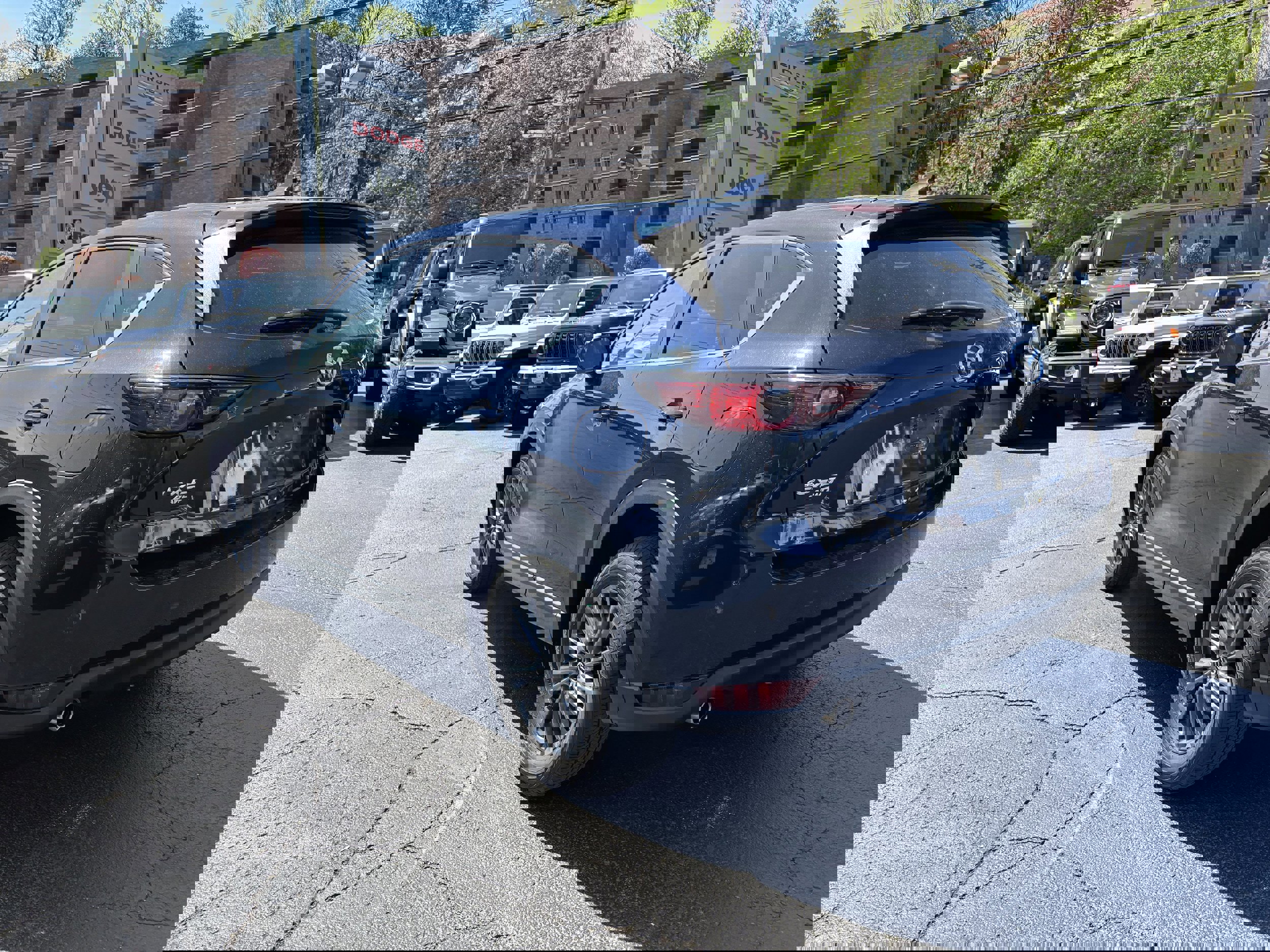 Used 2019 MAZDA CX-5 Touring image 6