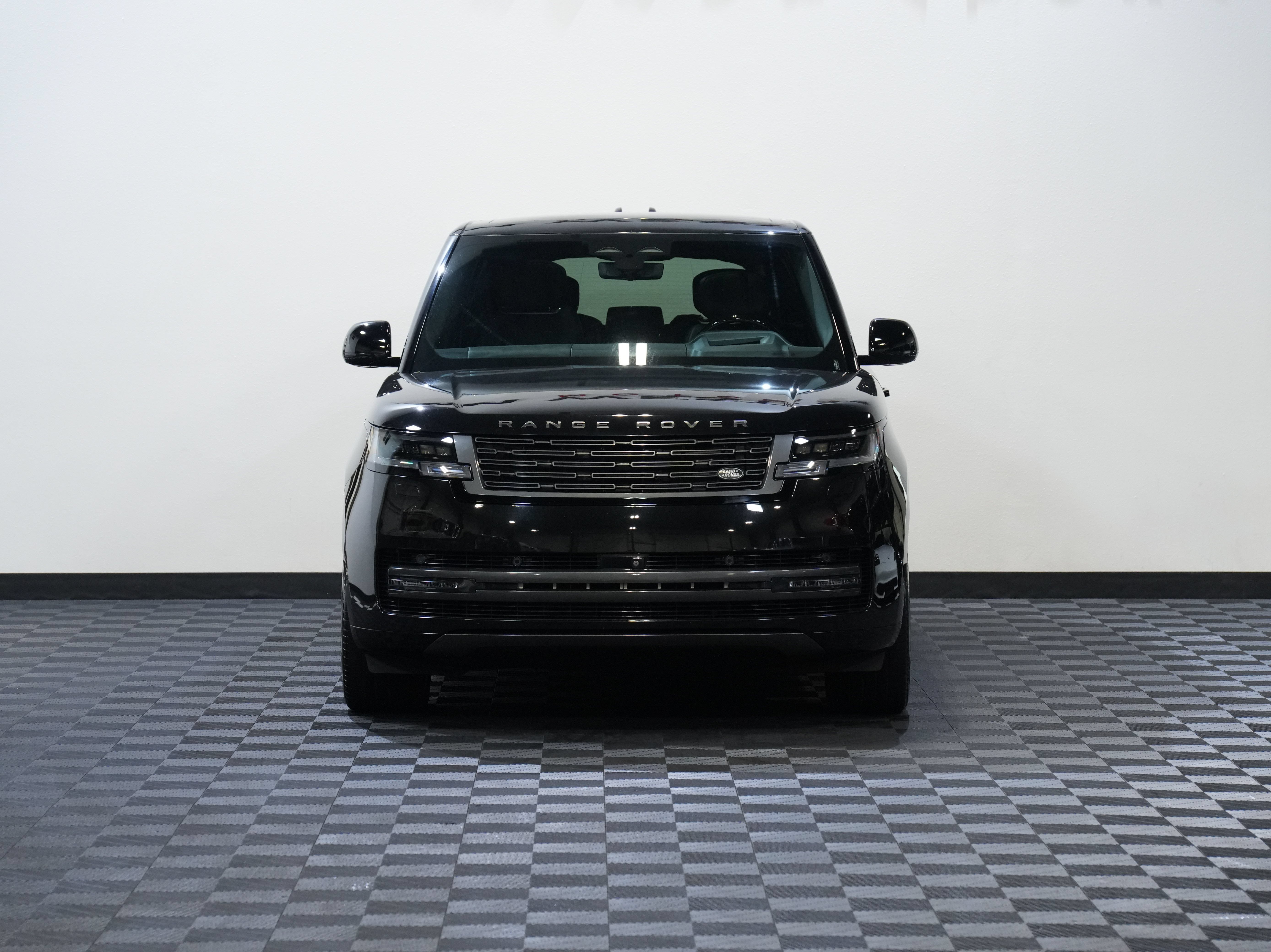 Used 2024 Land Rover Range Rover Autobiography AWD/4WD image 4