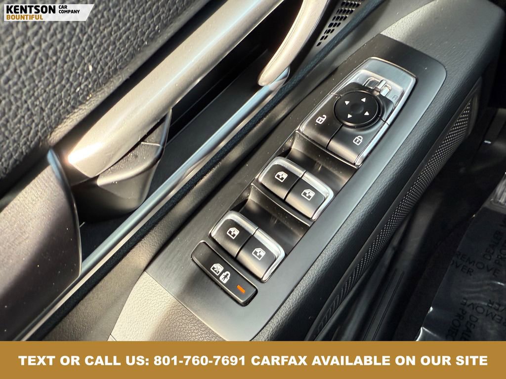 Used 2025 Kia Telluride S image 21