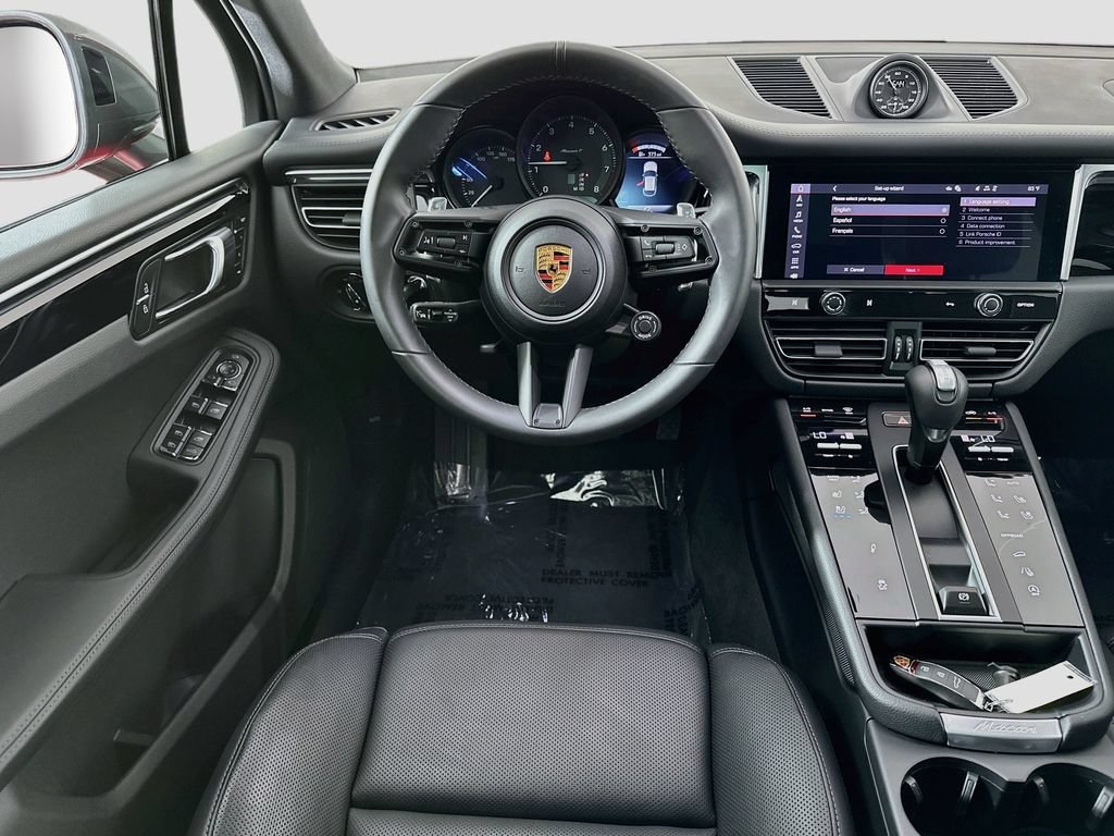 Certified 2026 Porsche Macan Turbo AWD/4WD image 25