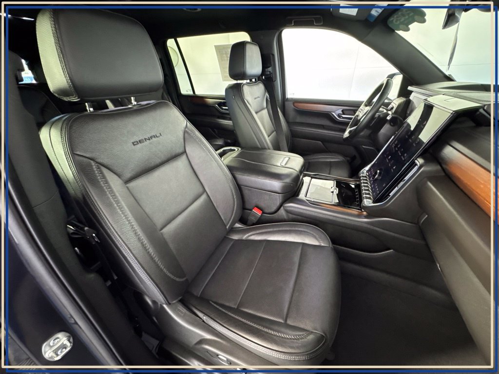 Certified 2025 GMC Yukon XL Denali AWD/4WD image 45
