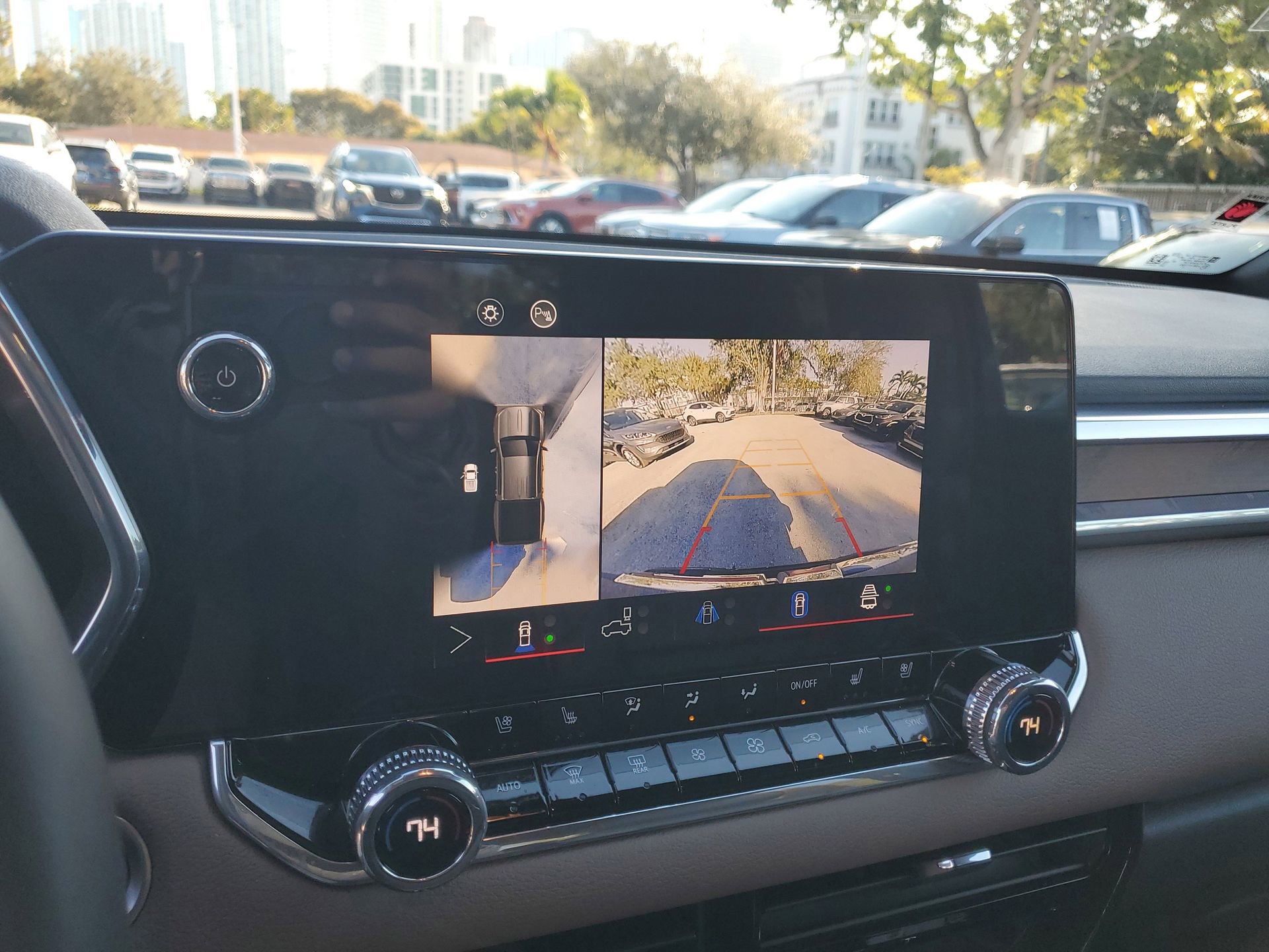 Used 2024 GMC Canyon Denali w/ LPO, Denali Black Edition image 30