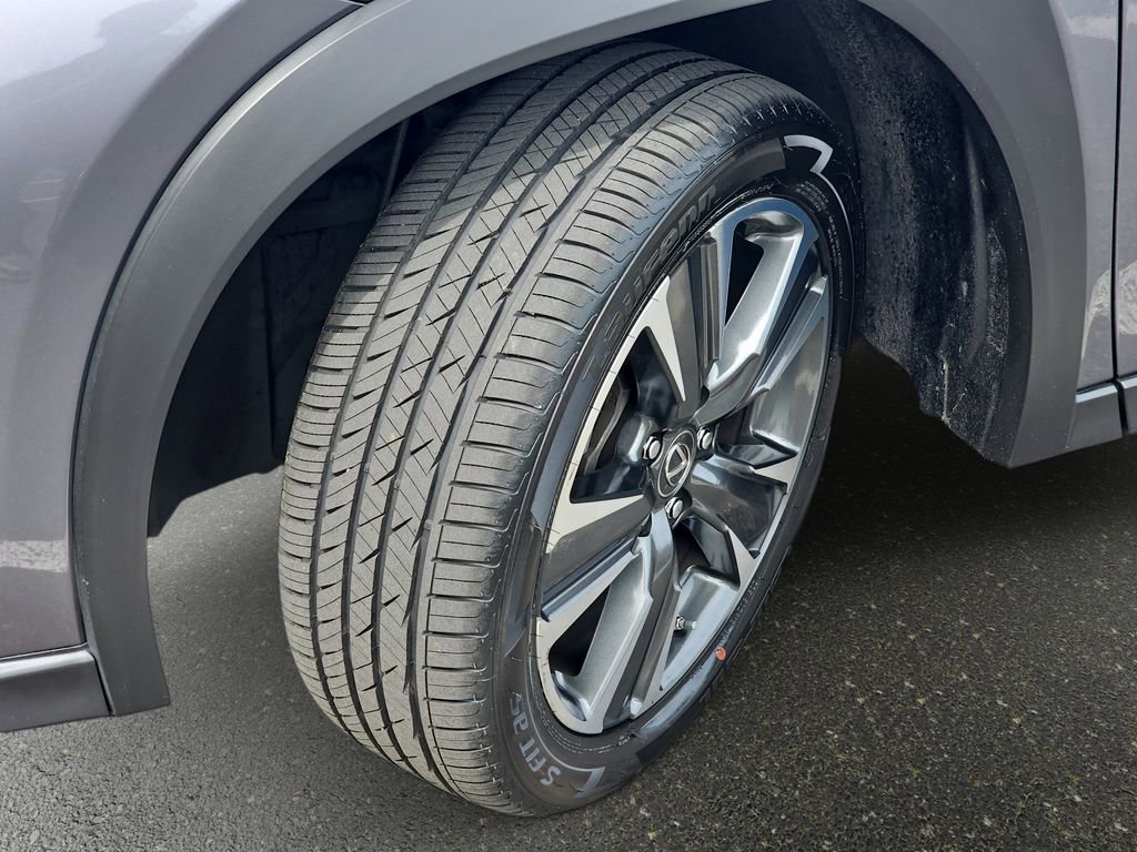 Used 2019 Lexus UX 200 FWD image 35