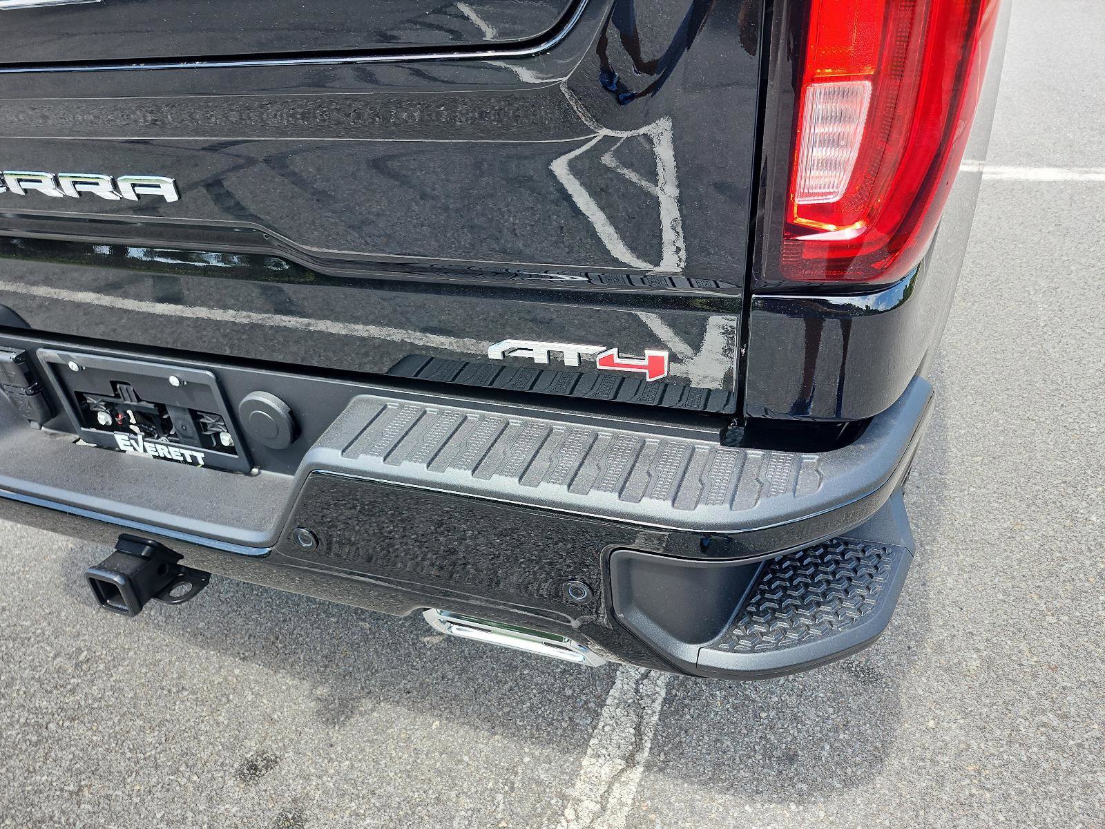 New 2026 GMC Sierra 1500 AT4 w/ AT4 Premium Package image 4