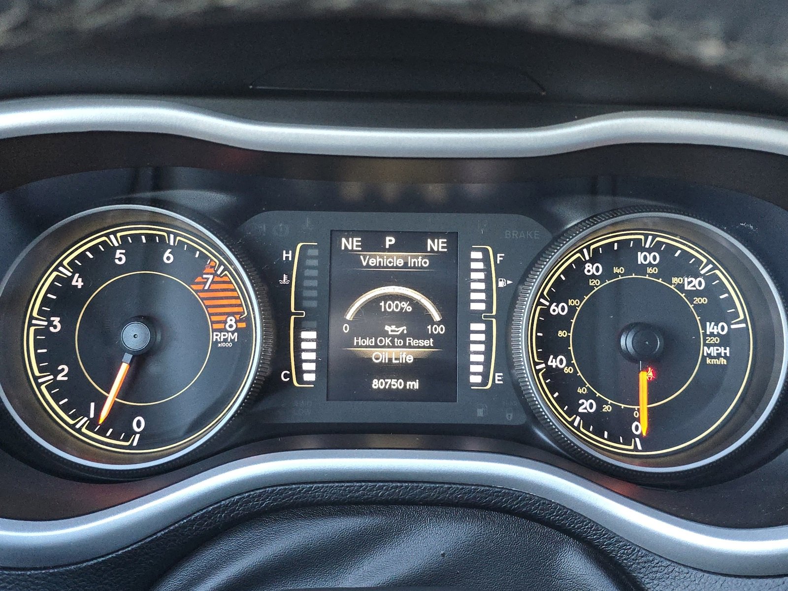 Used 2018 Jeep Cherokee Latitude Plus w/ Trailer Tow Group image 20