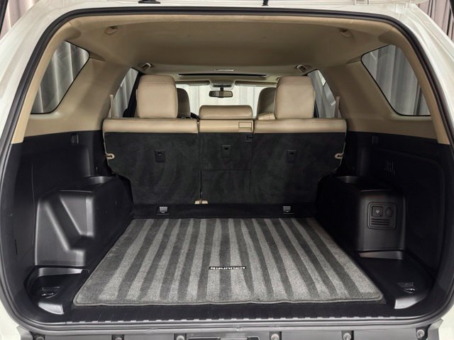 Used 2011 Toyota 4Runner Limited AWD/4WD image 31
