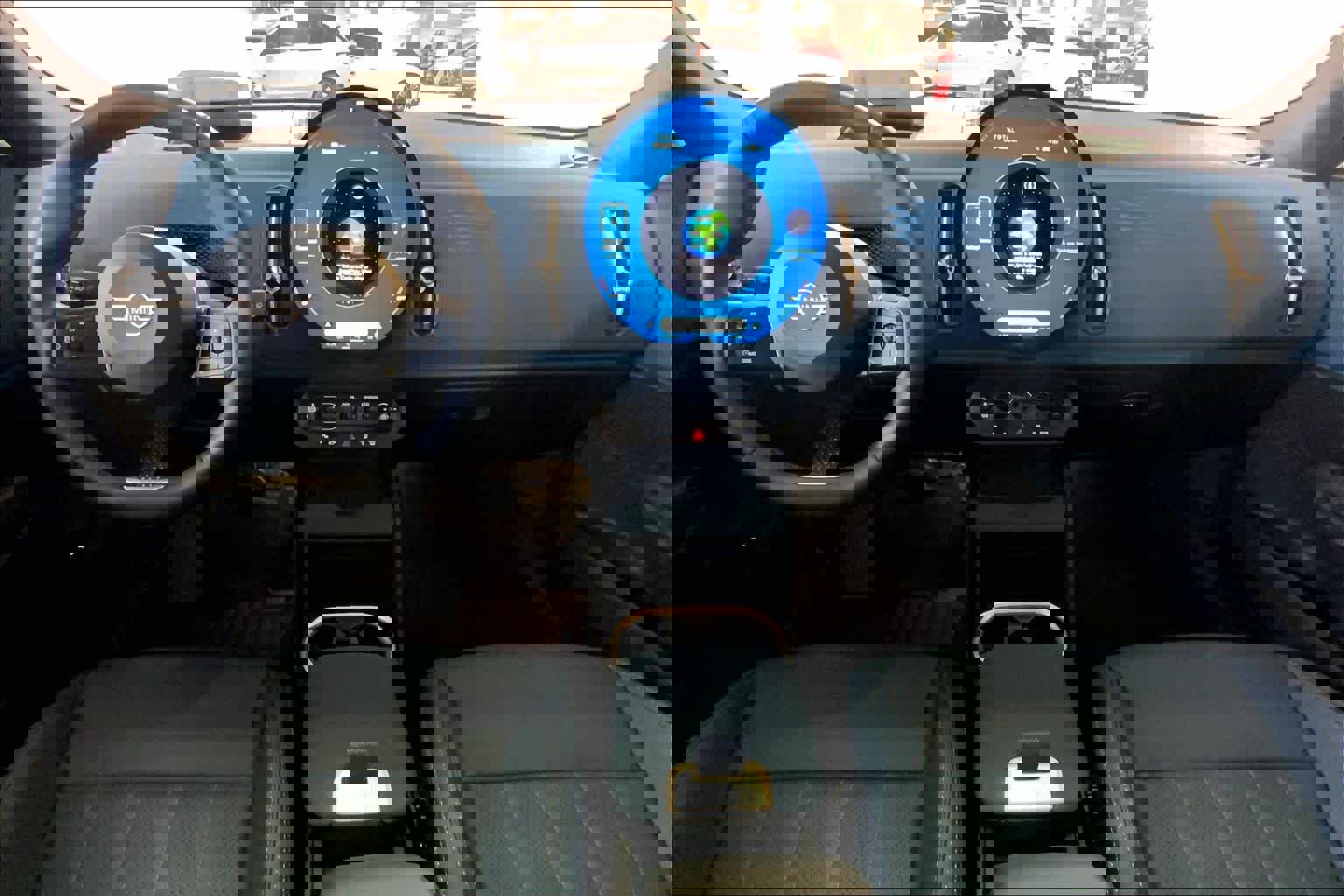 Used 2025 MINI Cooper Countryman SE w/ Comfort Package Max image 15