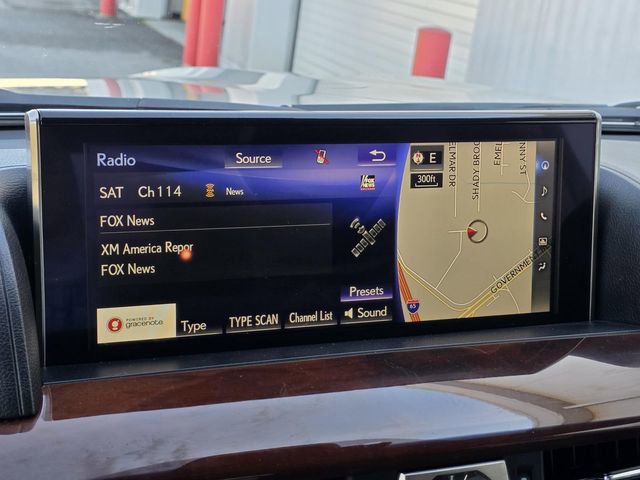 Used 2019 Lexus LX 570 4WD w/ Luxury Package image 22