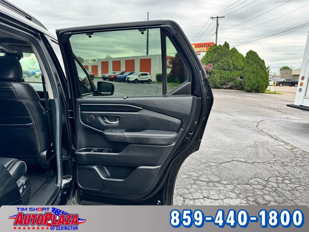 Used 2025 Honda Pilot Elite image 46