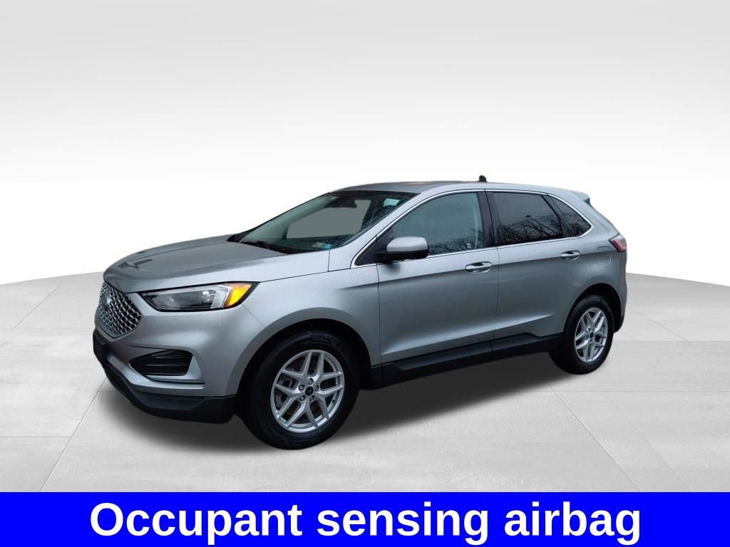 Used 2023 Ford Edge SEL image 19
