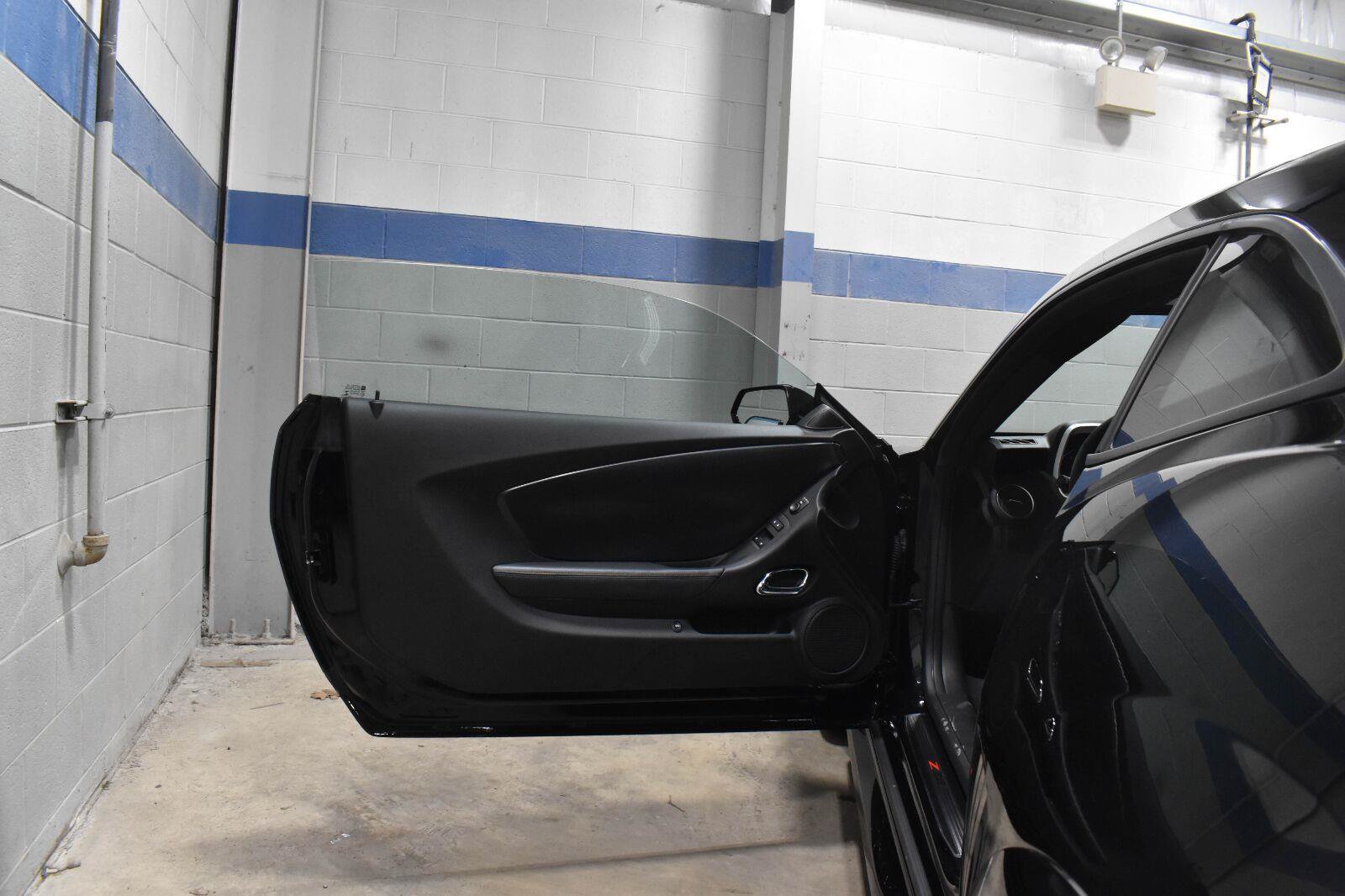 Used 2015 Chevrolet Camaro Z/28 RWD image 6