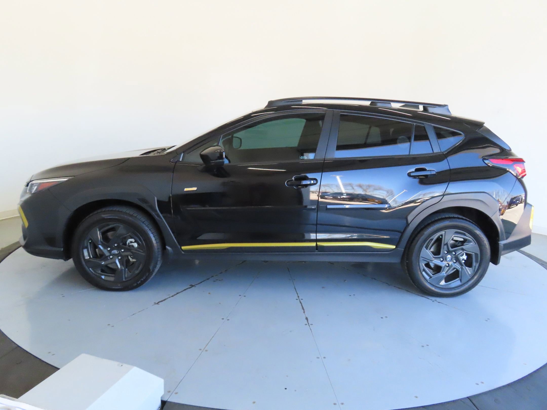 Certified 2025 Subaru Crosstrek 2.5i Sport w/ Crosstrek Mirror Package AWD/4WD image 9