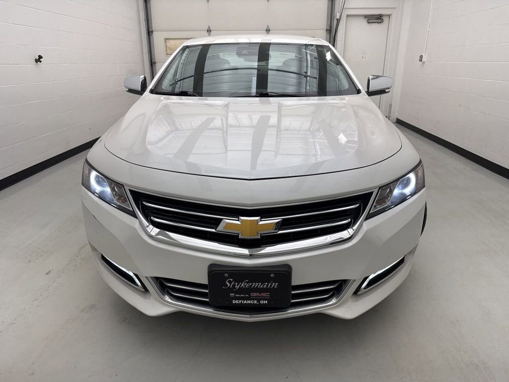 Used 2017 Chevrolet Impala Premier w/ Enhanced Convenience Package image 2