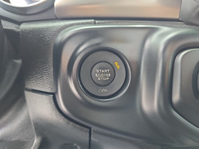 Used 2019 Jeep Wrangler Sport AWD/4WD image 26
