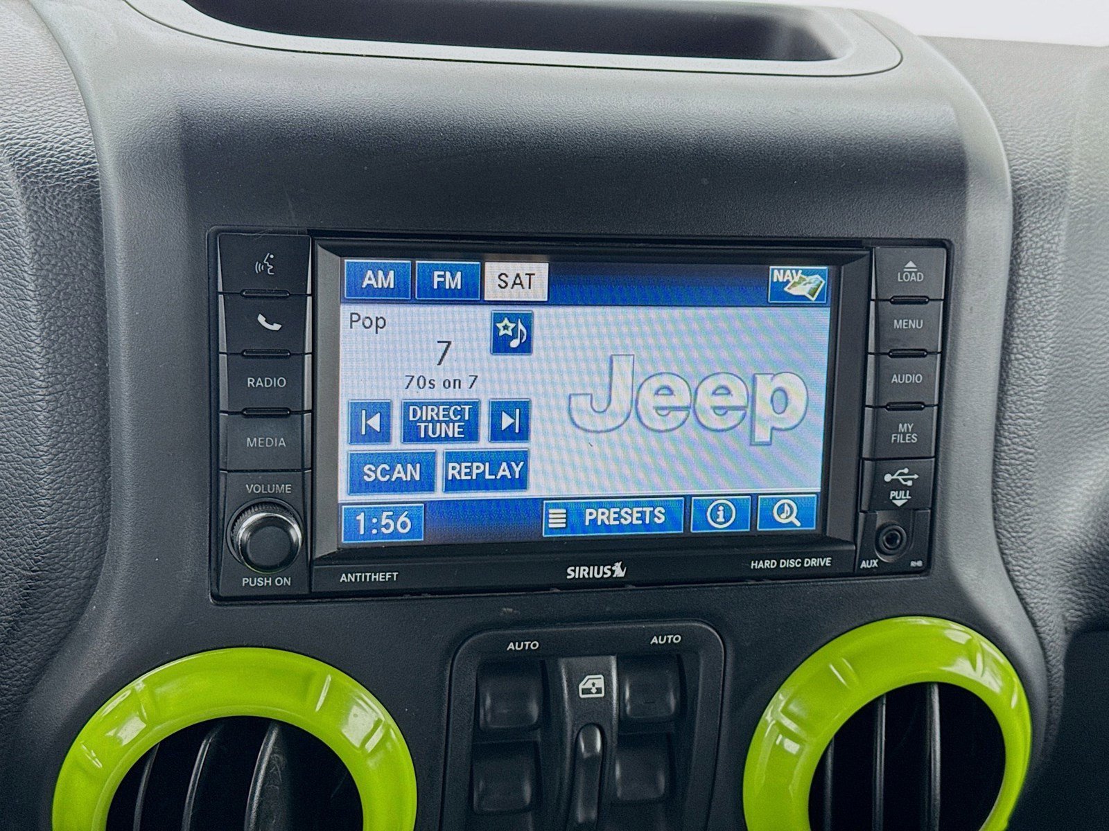 Used 2012 Jeep Wrangler Unlimited Rubicon AWD/4WD image 10