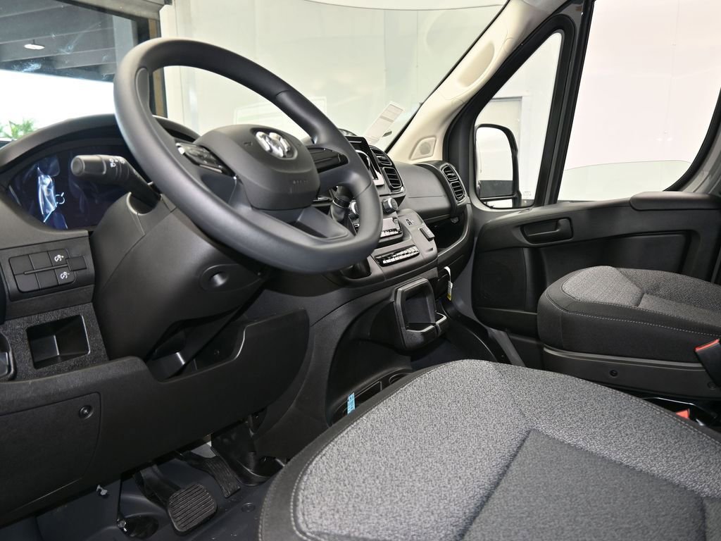 Used 2025 RAM ProMaster 1500 FWD image 12