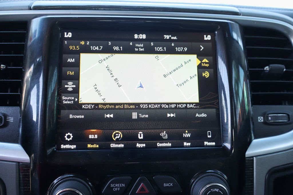 Used 2018 RAM 2500 Limited image 33