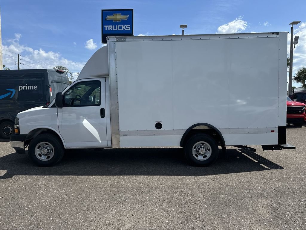 New 2025 Chevrolet Express 3500 w/ Power Convenience Package image 13