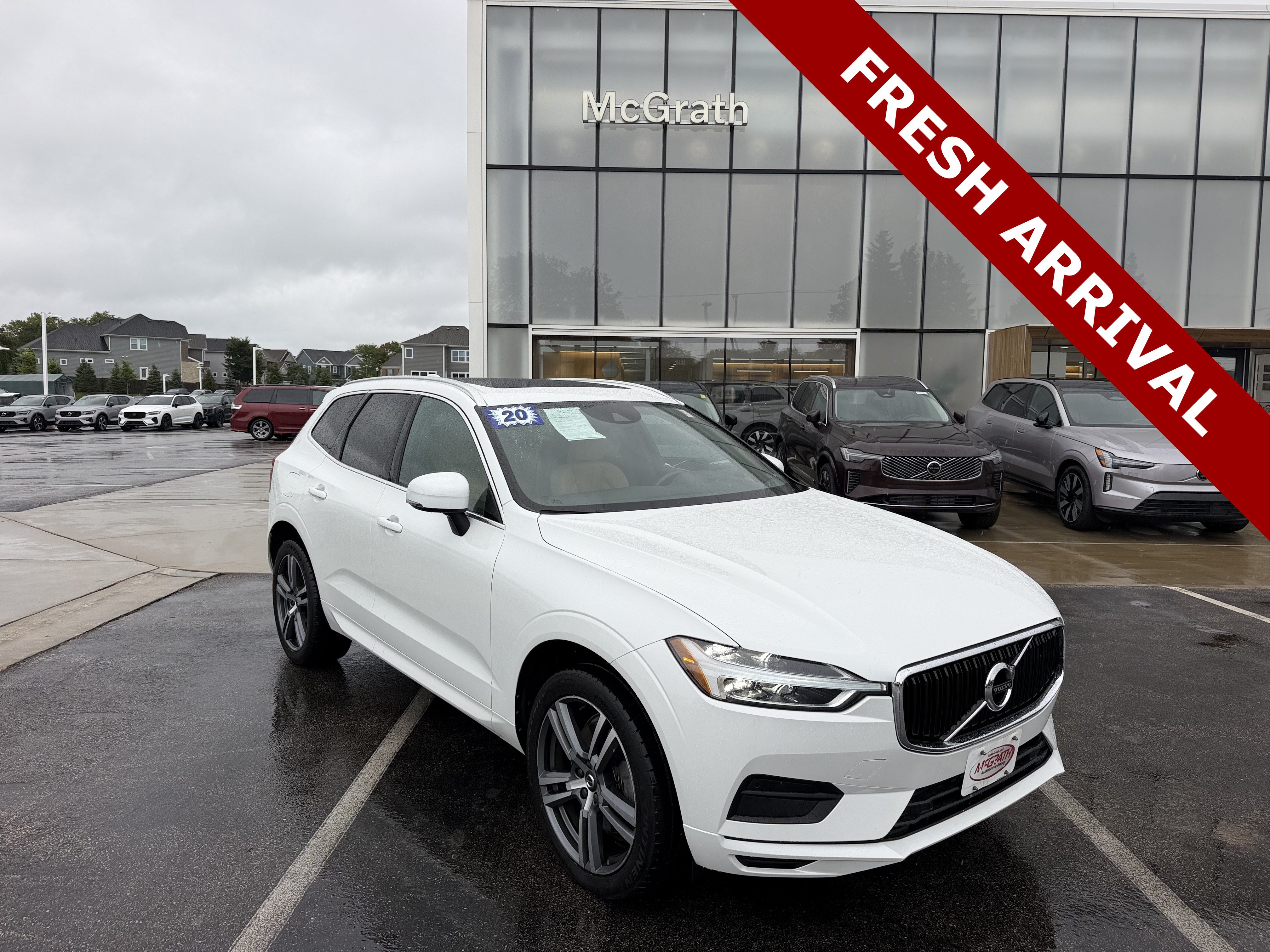 Used 2020 Volvo XC60 T6 Momentum w/ Protection Package AWD/4WD image 1